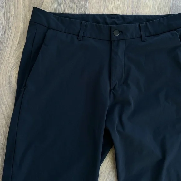 Mens Lululemon ABC pants. Black. Size 34.